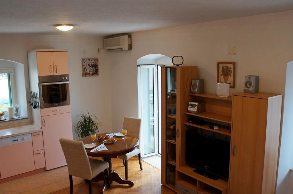 Kamena Apartment & Studio ماكارسكا المظهر الخارجي الصورة