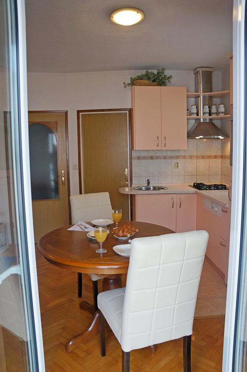 Kamena Apartment & Studio ماكارسكا المظهر الخارجي الصورة
