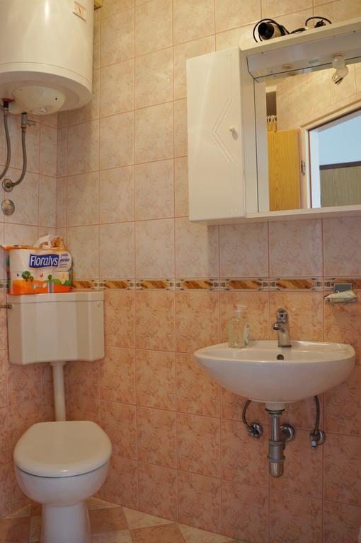 Kamena Apartment & Studio ماكارسكا المظهر الخارجي الصورة