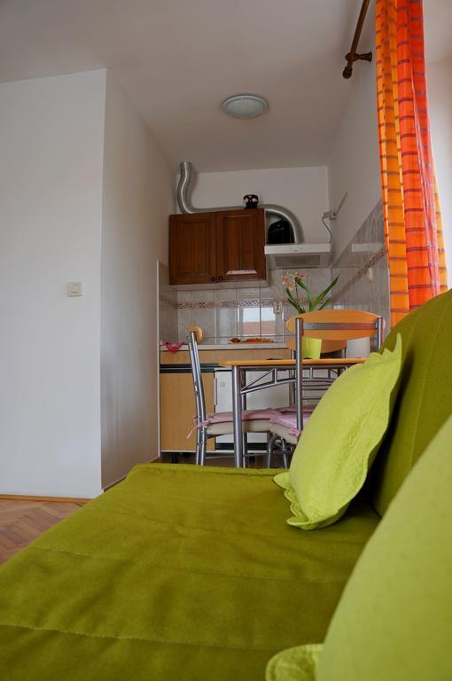 Kamena Apartment & Studio ماكارسكا المظهر الخارجي الصورة
