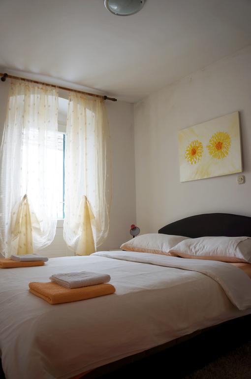 Kamena Apartment & Studio ماكارسكا المظهر الخارجي الصورة